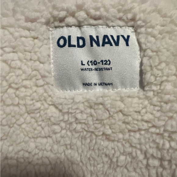 ⭐️Old Navy Puffer Jacket - Picture 6 of 8